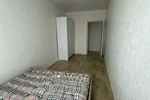 квартира по адресу Строителей ул., 14