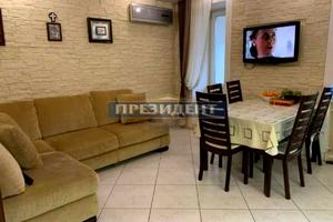квартира за адресою Добровольців вул. (Маршала Говорова), 5