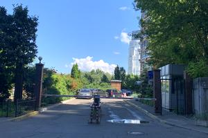 комерційна за адресою Панаса Мирного вул., 28-А