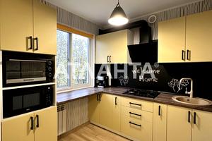 квартира за адресою Академіка Філатова вул., 57