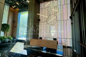 комерційна за адресою Василя Стуса вул., 35-Б