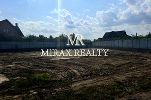 участок по адресу с. Таценки, 