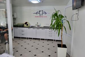 комерційна за адресою Тичини вул., 8а