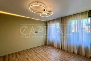 будинок за адресою Центральна вул., 92