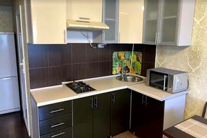 квартира за адресою Платанова вул., 82