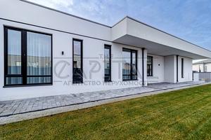 будинок за адресою с. Крушинка, 40річчя Перемоги