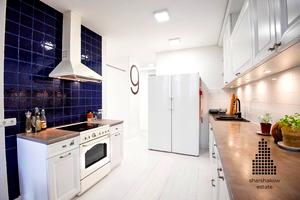 квартира за адресою Регенераторна вул., 4 к7