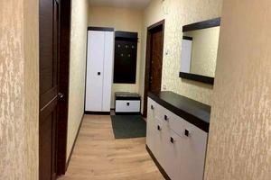 квартира за адресою Космічна вул., 11