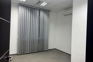 комерційна за адресою Генерала Миколи Юнаківа вул., 9б