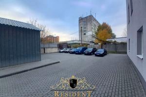 комерційна за адресою Старозаводська вул. (Столєтова), 5