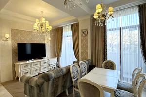 квартира за адресою Військовий узвіз, 1