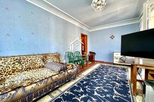 квартира за адресою Олександра Лавренка вул., 5