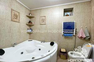 будинок за адресою Коритнянська вул., 1