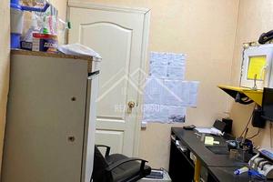 комерційна за адресою Героїв Маріуполя вул. (Адмірала Головка), 40