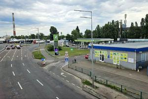 комерційна за адресою Романа Шухевича просп. (Генерала Ватутіна), 30