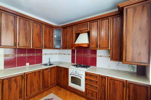 квартира за адресою Тролейбусна вул., 30
