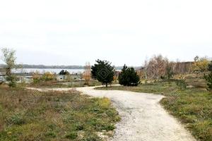комерційна за адресою Дніпрова, 1