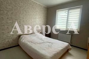 дом по адресу п. Светлое, Вишневая, 121
