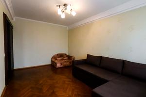 квартира за адресою Миколи Кибальчича вул., 12-Б