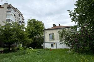 комерційна за адресою Варшавська вул., 78
