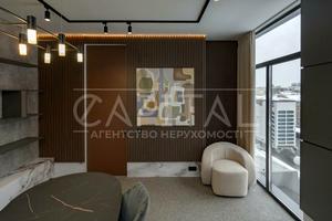 комерційна за адресою Бульварно-Кудрявська вул. (Воровського), 15