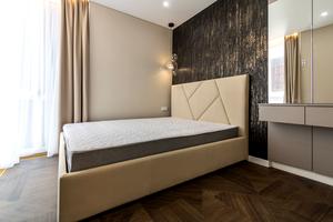 квартира за адресою Степана Бандери вул., 77-Б