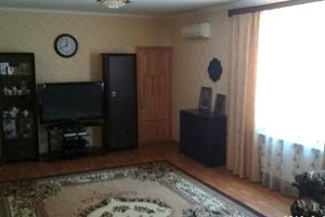 дом по адресу с. Корсунцы, Радісна, 7
