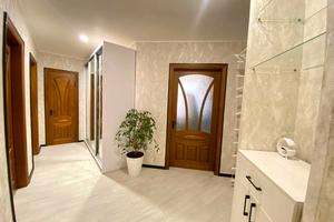 квартира за адресою Академіка Ющенка вул., 16