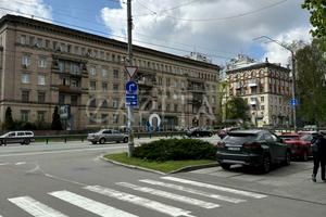 комерційна за адресою Берестейський просп. (Перемоги), 42а