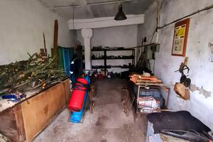 комерційна за адресою Козацька, 6