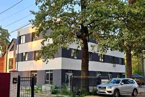 коммерческая по адресу Антония Михайловского ул., 64