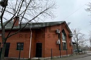 комерційна за адресою Приозерна вул., 12б