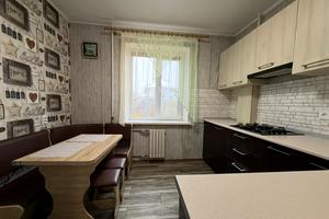 квартира за адресою Героїв України вул., 20