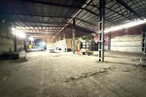 комерційна за адресою Чорних Запорожців вул. (Бориса Кротова), 39