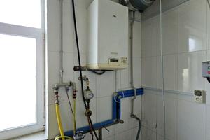 коммерческая по адресу Михайлівська, 2