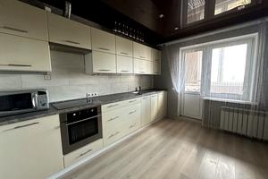 квартира за адресою Автозаводська вул., 15А