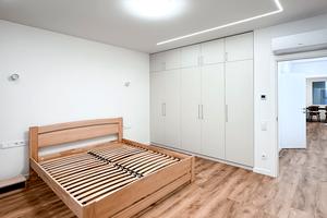 квартира по адресу Героїв Крут ул., 6