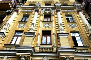коммерческая по адресу Евгения Чикаленко ул. (Пушкінська), 33-А