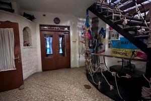 коммерческая по адресу Тернопільська, 100