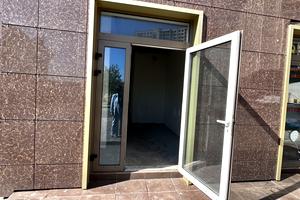 комерційна за адресою Перлинна вул., 12
