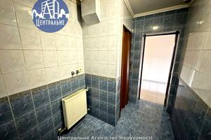 комерційна за адресою Машинобудівників, 4А