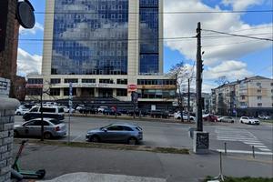 коммерческая по адресу Антоновича ул. (Горького), 172