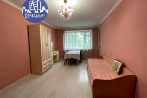 квартира за адресою Комарова, 30