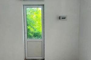 комерційна за адресою Дубенська вул., 146а
