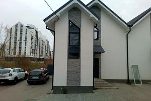 будинок за адресою Веселкова