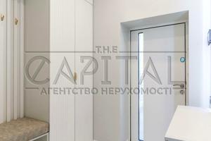 будинок за адресою Центральна вул., 1