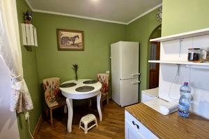 квартира за адресою Хмельницького, 9