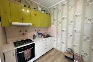 квартира за адресою Братська вул., 12