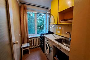 квартира за адресою Златопільська вул., 3