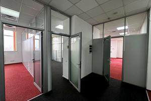 комерційна за адресою Героїв Космосу вул., 4